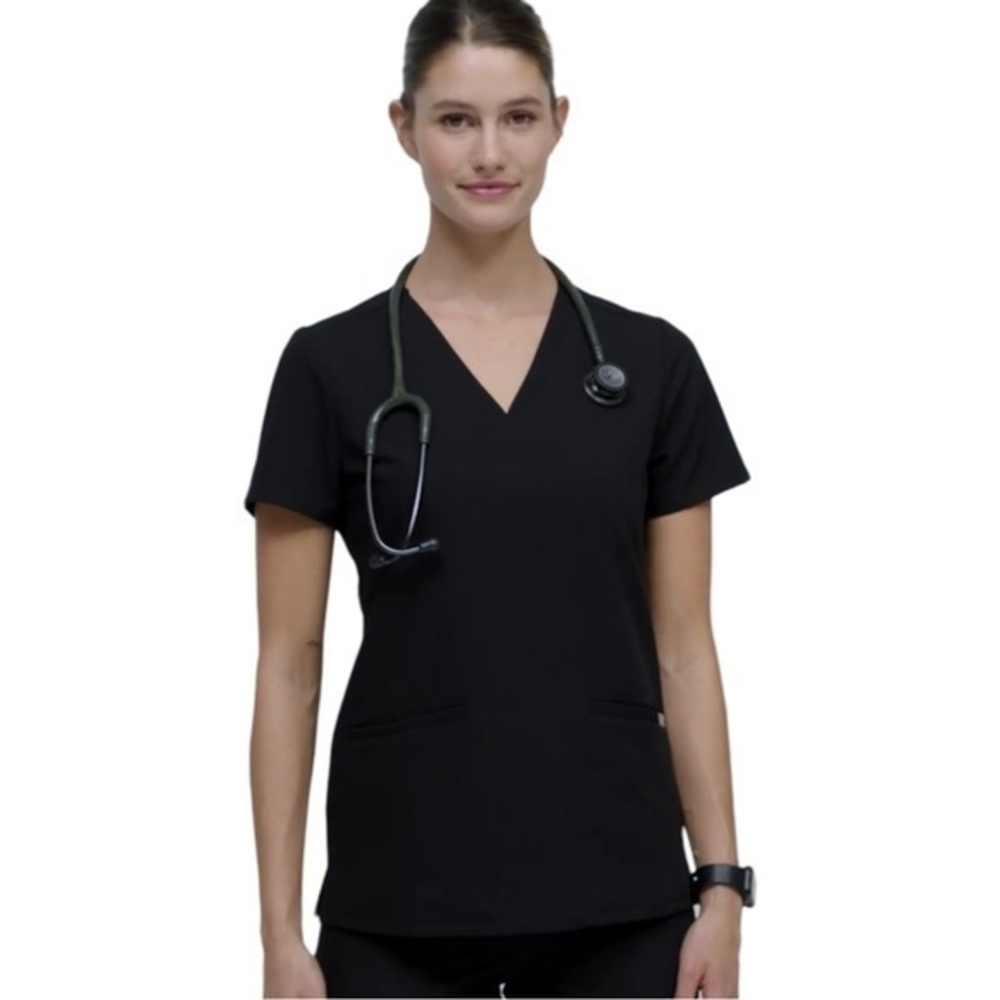 FIGS Casma Black Technical Collection Top - Size L